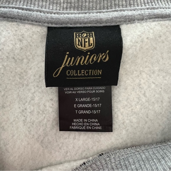 NFL Juniors Collection Las Vegas Raiders Sweatshirt - Picture 3 of 4